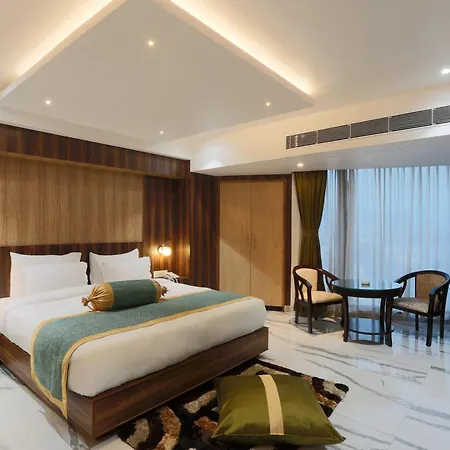 Отель Prithvi Palace Aerocity Delhi Airport